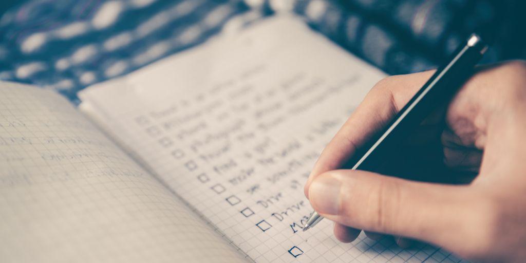 checklist by @glenncarstenspeters on Unsplash